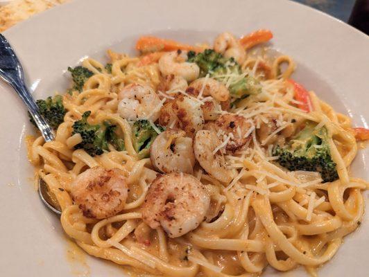 Shrimp linguine pasta bowl. Nice flavors. Dave's