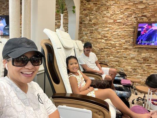 Executive Nails & Spa