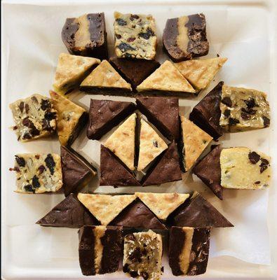 Our gluten free dessert platter created from our assortment of gluten-free brownies, blondies and bars... and GF chocolate chip cookies!