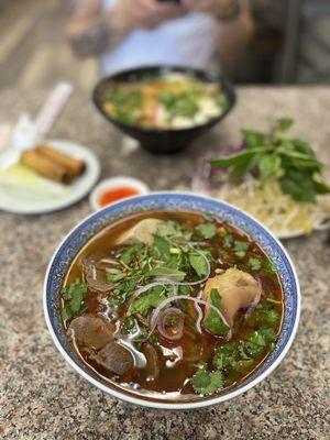 Bún bò Huê