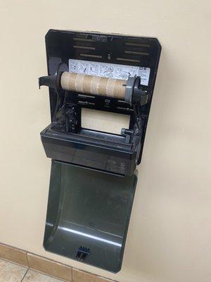 Paper towel dispenser- EMPTY!