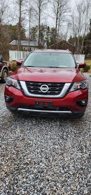 This is the 2020 nissan pathfinder Platinum. Very happy!