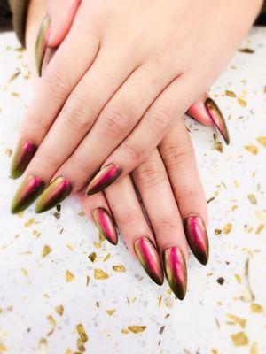 Stiletto nails with Metallux colors!