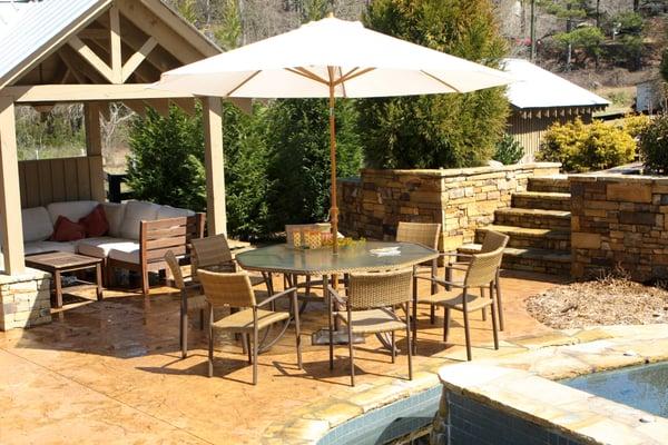 A very nice patio setting from Tortuga Outdoor Furniture