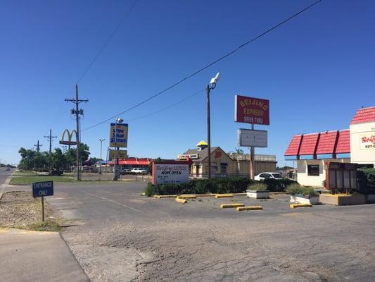 Snuggle between Long John Silvers and Sonic Burger