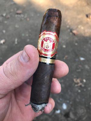 Get this Gran Reserva Fuente cigar! You won't be disappointed.