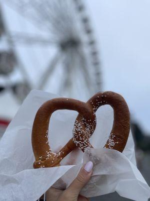 Annie's Hot Dogs & Pretzels