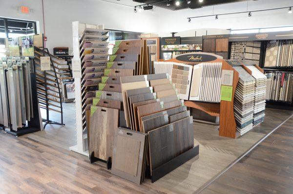 Creative Carpet & Flooring showroom - Mokena, IL 60448