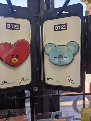 BT21 Pop Stands