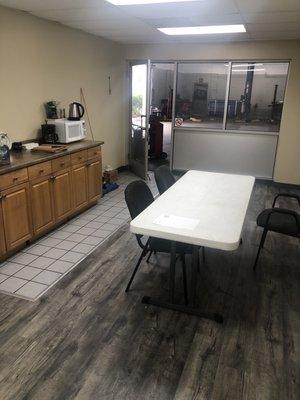 Accessible break room, free WiFi, coffee, drinks.