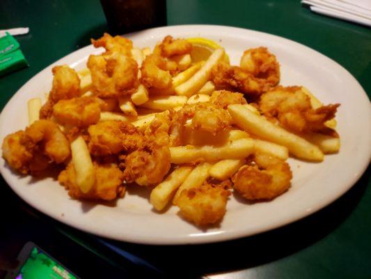 Fried shrimp and french fries.  Delicious.