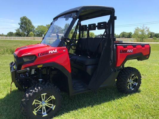 TGB LANDMAX 1000 4X4 SIDE BY SIDE