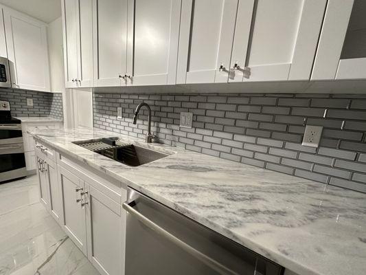 Kitchen backsplash