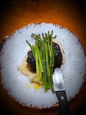 Filet with asparagus, abound mushroom risotto