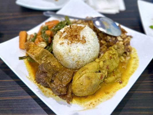 Nasi Campur Banana Leaf