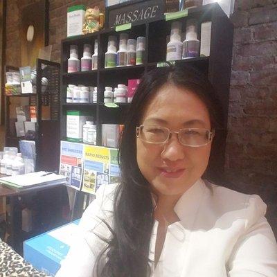 Licensed Massage Therapist and Nutraceutical Consultant provide customized solution to stress+pain management