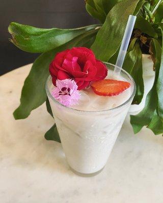 MOON MILK June 2022
Oat pepito milk with Ashwagandha, strawberry syrup with damiana, skullcap, lavender, and lemon balm