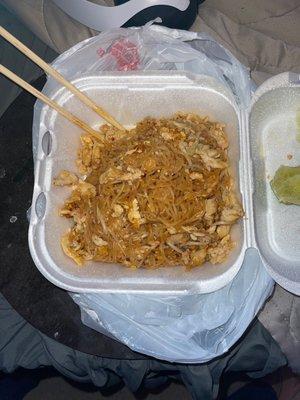 Chicken Pad Thai