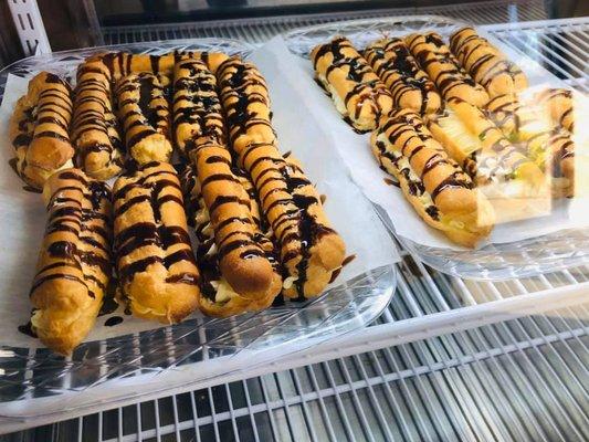 Eclairs