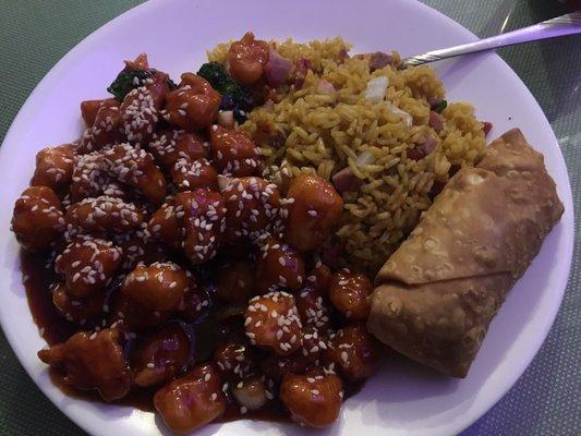 Sesame chicken combo with fried rice and an egg roll. Tbh, was underwhelming.