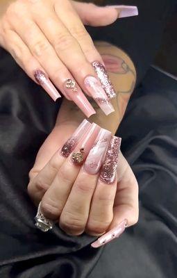 Pink Acrylic Nails.  #trending #classynails #elegantnails #marblenails #naildesign