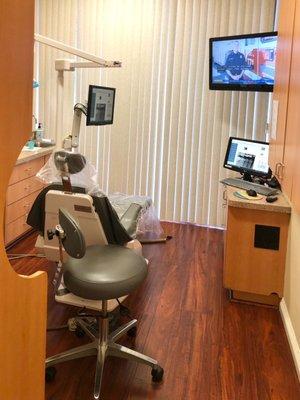 Room equipped with live X-rays n TV.