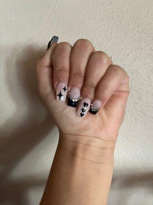 Le's Nail