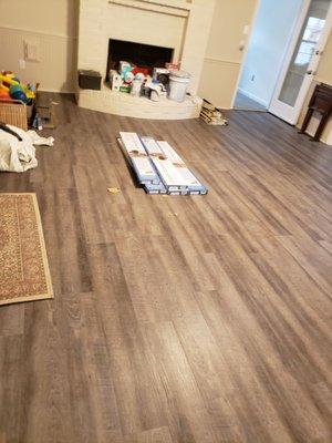 Vinyl plank flooring, Katy tx