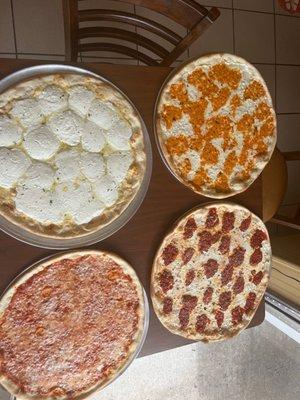 Couple types of pizzas