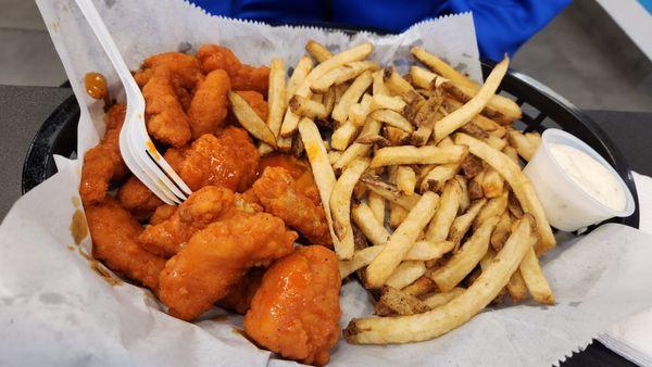 Buffalo boneless wings combo.