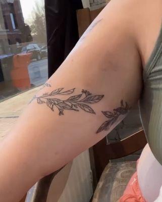 My arm wrap tattoo by SaraBeth