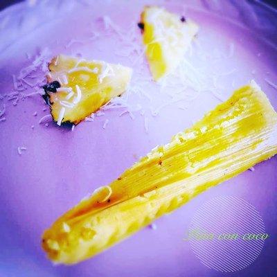 Piña con coco y pasas tamales de Dulce para los niños!