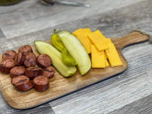 Sausage and cheese platter