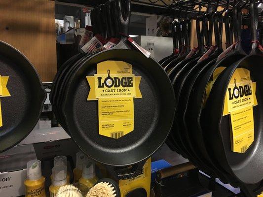 Pre-Seasoned Cast Iron Cookware from Lodge. Made in America.