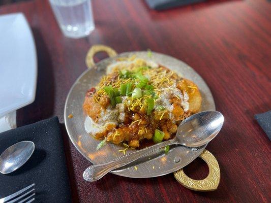 Aloo tikki chaat