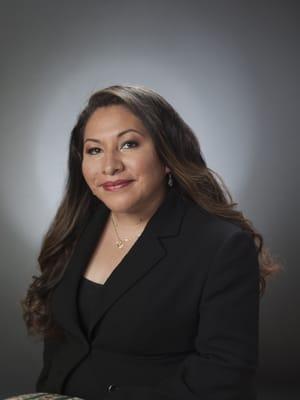 Elizabeth Olvera, Legal Document Assistant, Paralegal with over 17 years experience