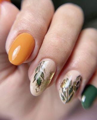 Manicure with design