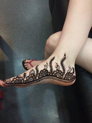 Henna tattoos