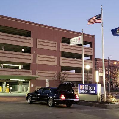 Hilton Garden Inn - Flint Bishop Airport Car & Limo Service.