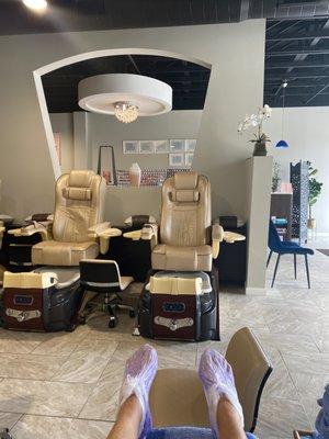 Pedicure area! So nice!