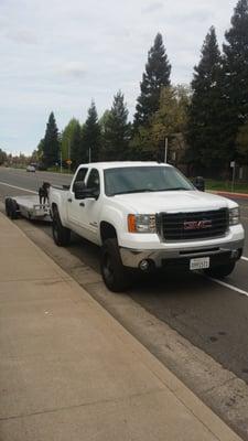 Specialist in long distance towing call or text direct at 916 761-7818 se a tiende en español