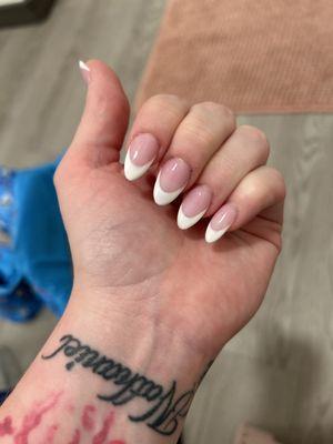 Almond French tip