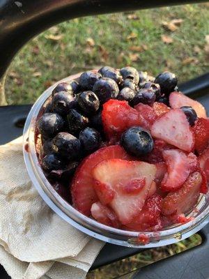 Pitaya and açai bowl