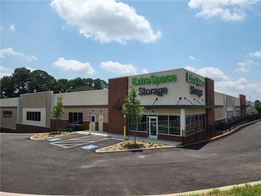 Beauty Image - Extra Space Storage at 1337 Highway 138 NE, Conyers, GA 30013