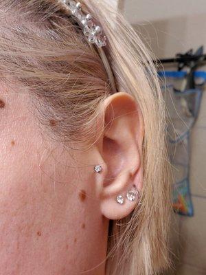 3rd lobe and tragus