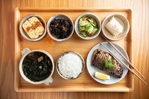 Korean Breakfast & Lunch Tray