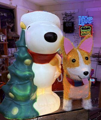 Snoopy and Corgi!