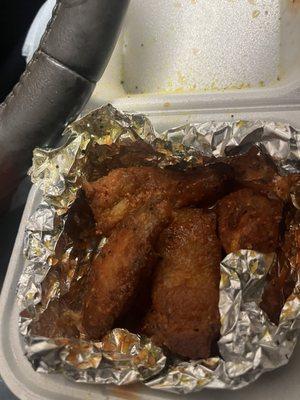 Lemon pepper, hot six piece already ate two on the way home. Too good.