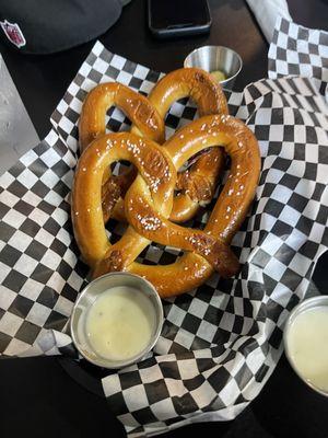 Pretzel and cheese