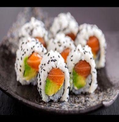 salmon avocado roll